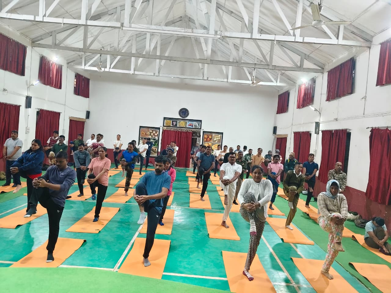 लेखापाल/लिपिक/वनपाल यांचे अल्पमुदत प्रशिक्षण योगा क्लास