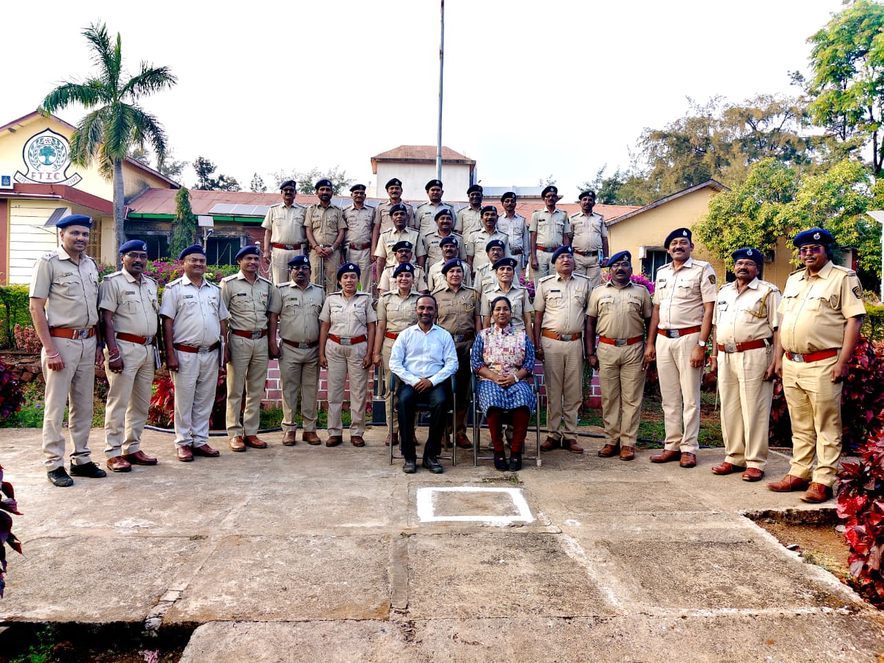 वनरक्षक /वनपाल यांचे अल्पमुदत प्रशिक्षण प्रमाणपत्र वितरण