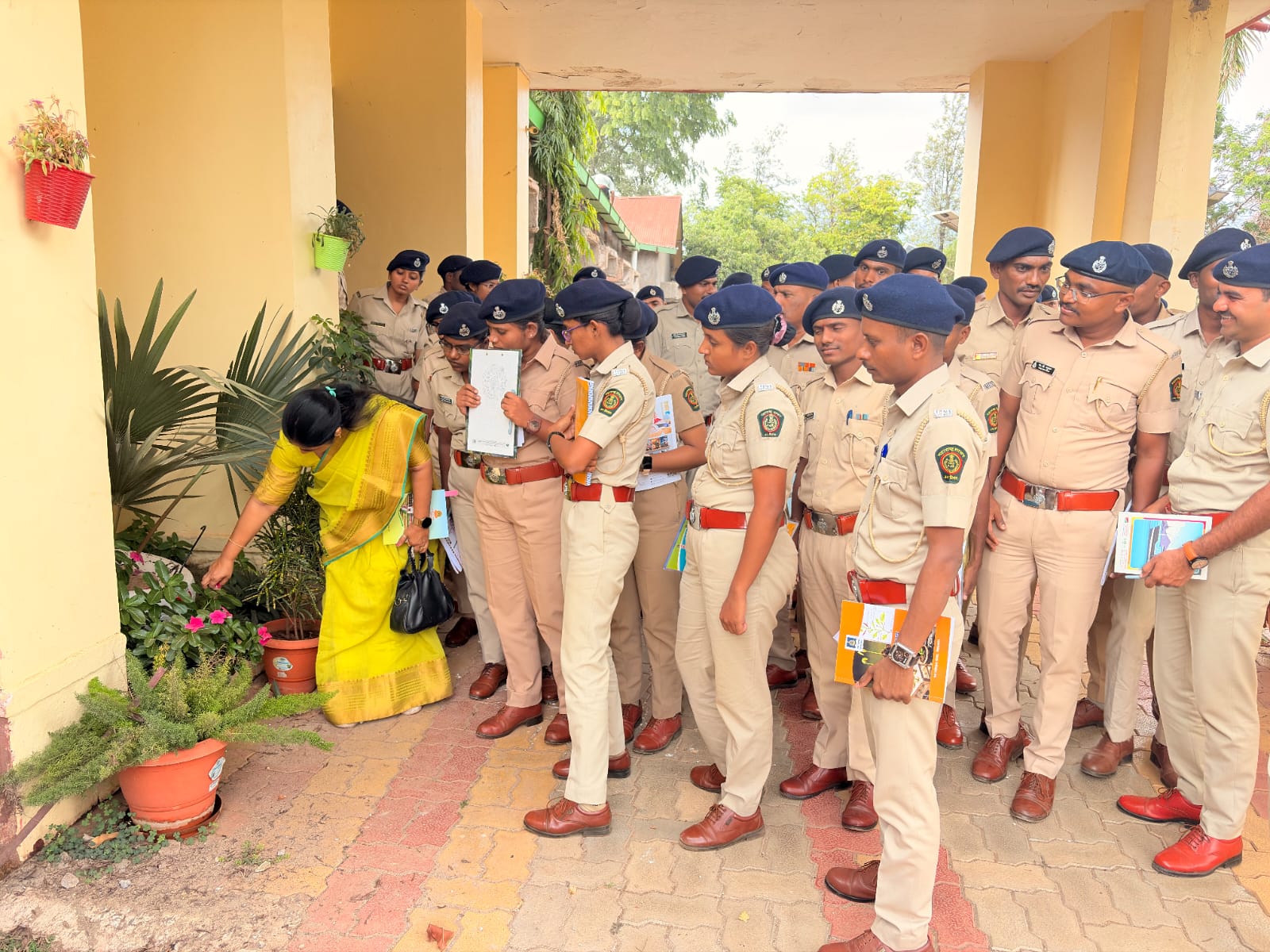 अभ्यास दौरा वनस्पतीशास्त्र