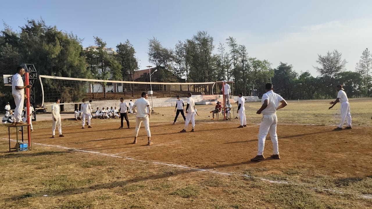 क्रीडा स्पर्धा - व्होलीबॉल  - वन प्रशिक्षण संस्था, चिखलदरा