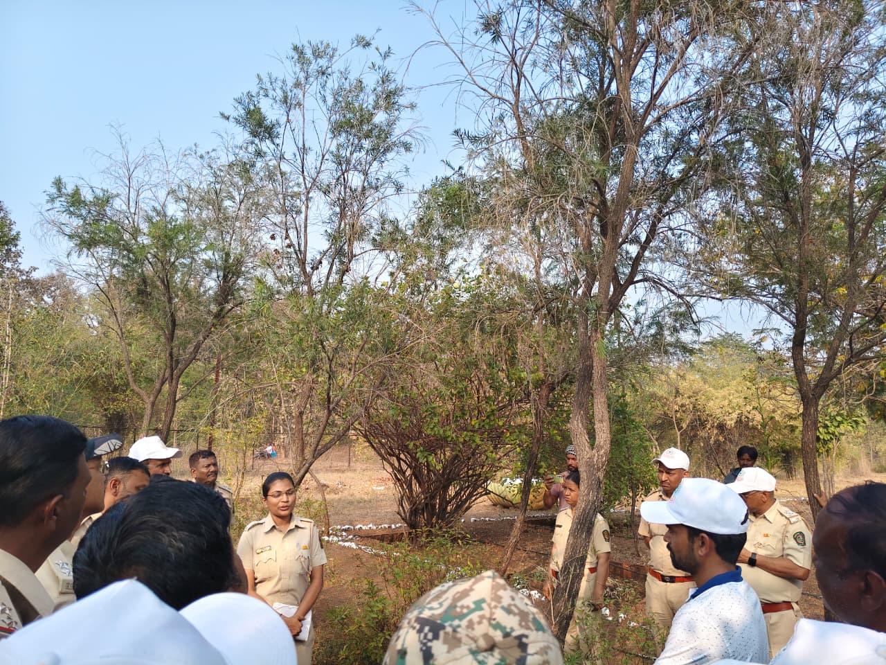 लेखापाल/लिपिक/वनपाल यांचे पायाभूत प्रशिक्षण क्षेत्रीय दौरा सेमाडोह-बोरी-हरिसाल