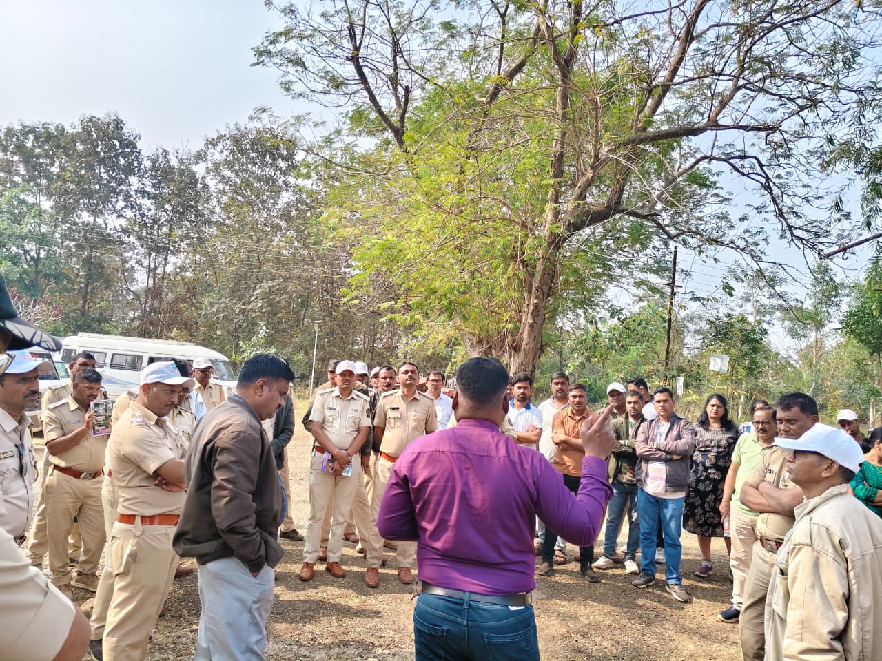 लेखापाल/लिपिक/वनपाल यांचे पायाभूत प्रशिक्षण क्षेत्रीय दौरा सेमाडोह-बोरी-हरिसाल
