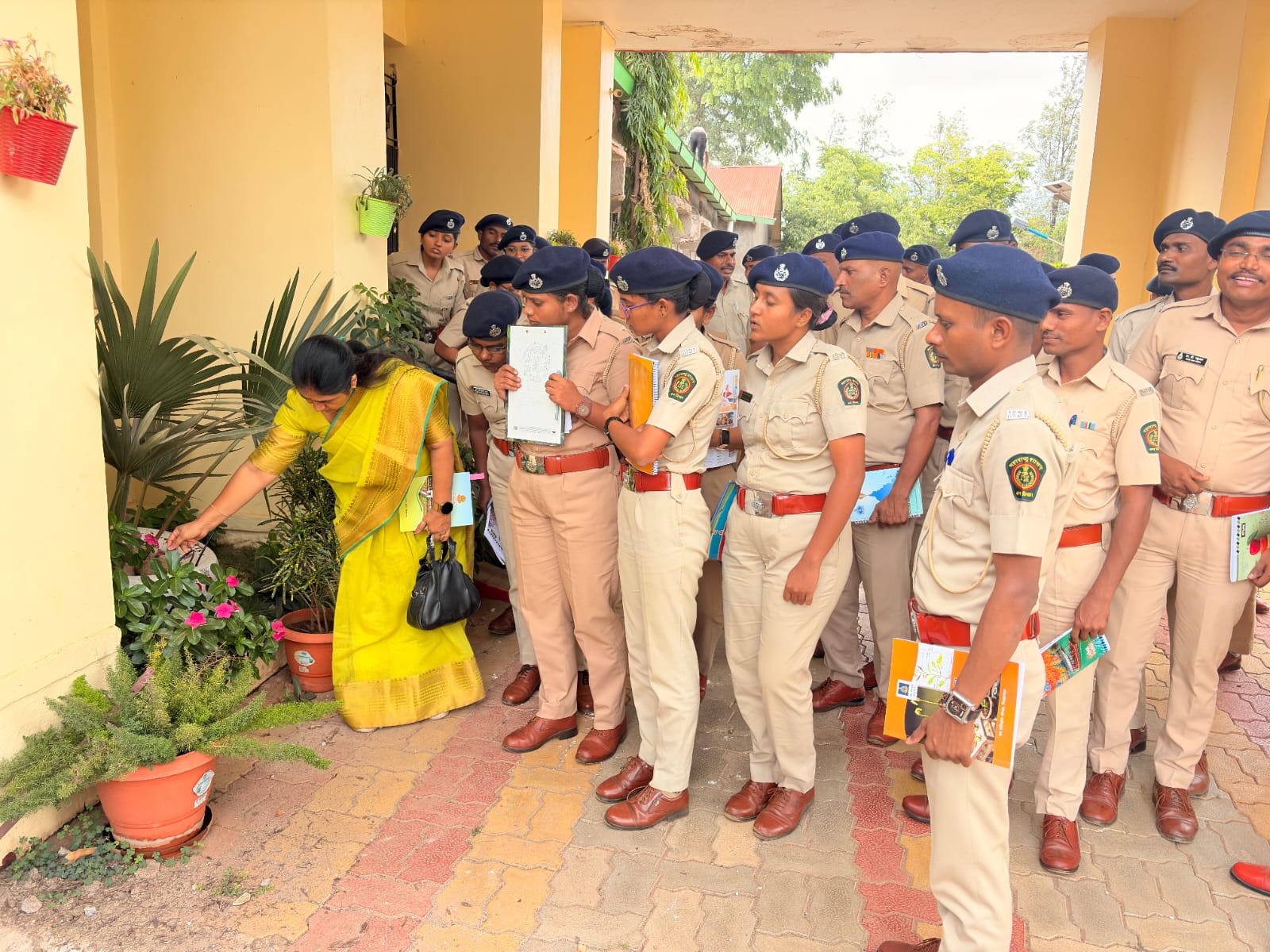 अभ्यास दौरा वनस्पतीशास्त्र