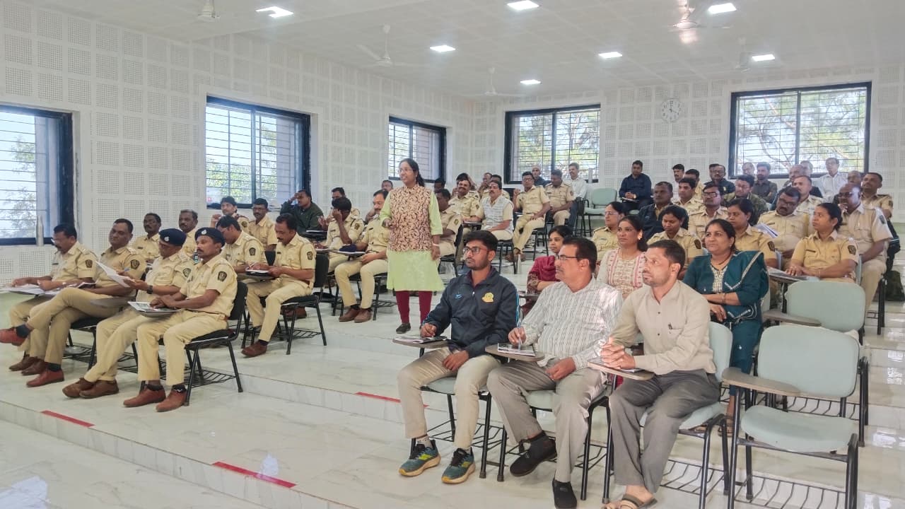 वनपाल/लिपिक/लेखापाल क्लास रुम फोटो