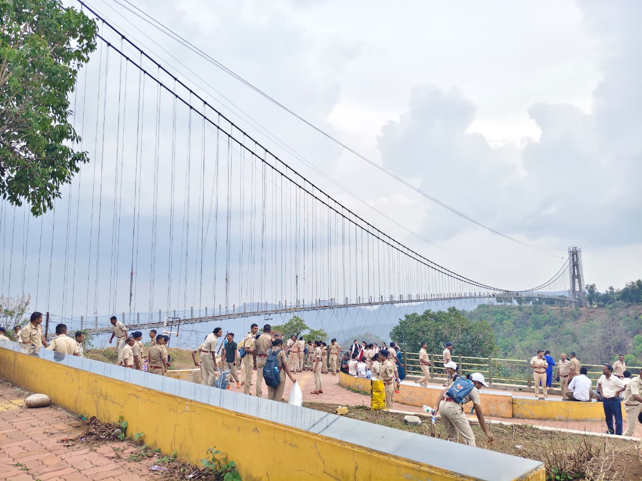 प्लास्टीक निर्मूलन कार्यक्रम