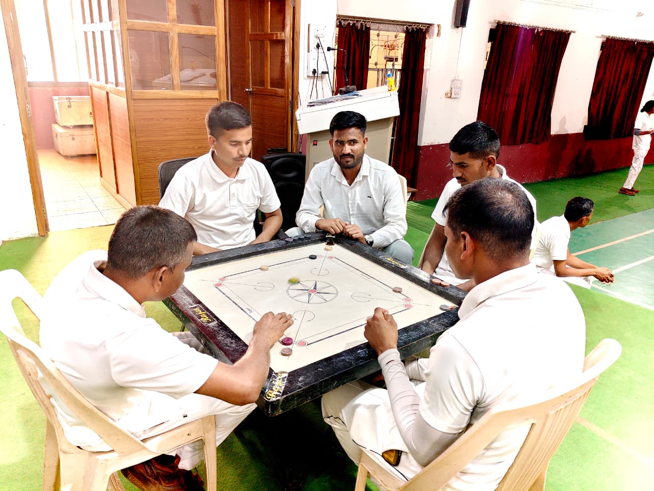 क्रीडा स्पर्धा - कॅरम