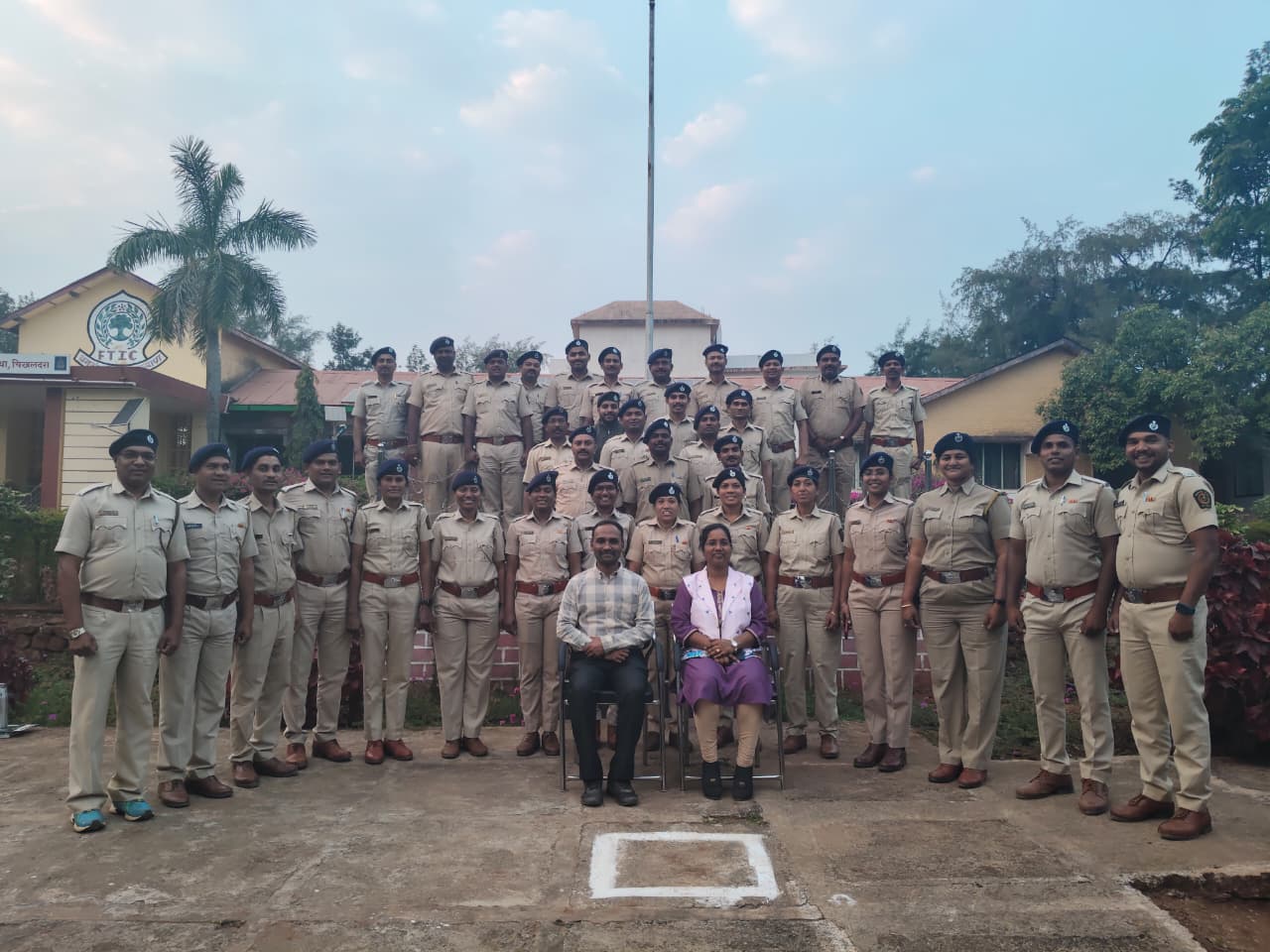 वनरक्षक /वनपाल यांचे अल्पमुदत प्रशिक्षण प्रमाणपत्र वितरण